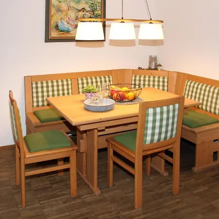 Molars Hues バート・ヒンデラング